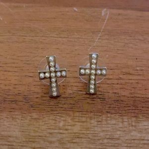 Beaty Johnson gold cross pearl studs